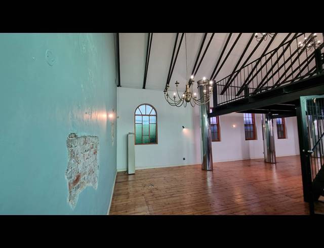 330M² MINI FACTORY FOR SALE IN WOODSTOCK